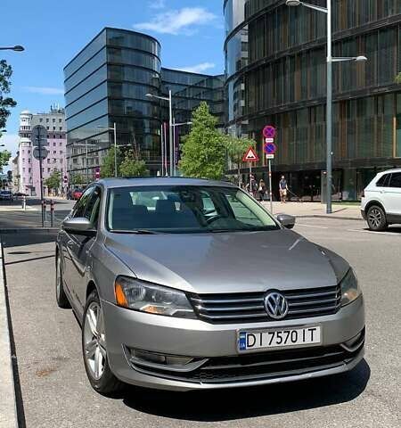 Сірий Фольксваген Пассат, об'ємом двигуна 1.8 л та пробігом 128 тис. км за 11700 $, фото 5 на Automoto.ua