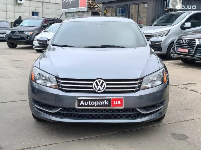 Серый Фольксваген Пассат, объемом двигателя 1.8 л и пробегом 260 тыс. км за 11490 $, фото 1 на Automoto.ua