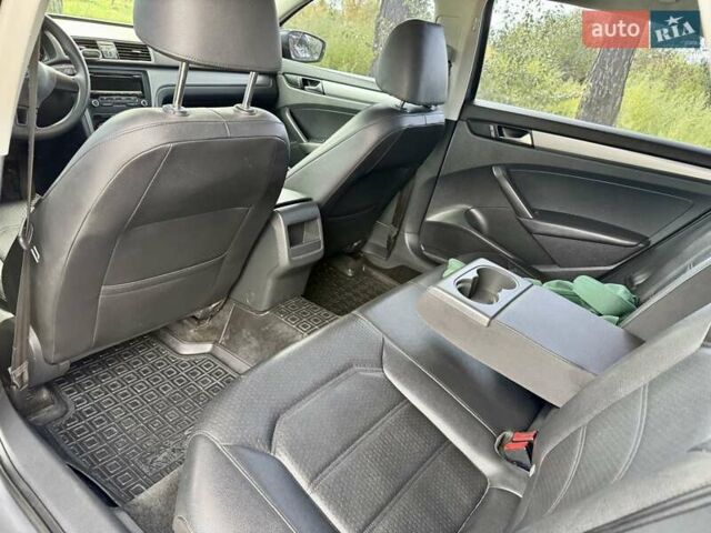 Серый Фольксваген Пассат, объемом двигателя 1.8 л и пробегом 199 тыс. км за 7999 $, фото 23 на Automoto.ua