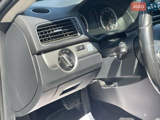 Сірий Фольксваген Пассат, об'ємом двигуна 1.97 л та пробігом 252 тис. км за 12500 $, фото 9 на Automoto.ua