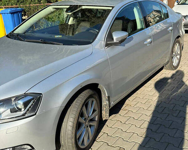 Серый Фольксваген Пассат, объемом двигателя 1.97 л и пробегом 140 тыс. км за 15000 $, фото 10 на Automoto.ua