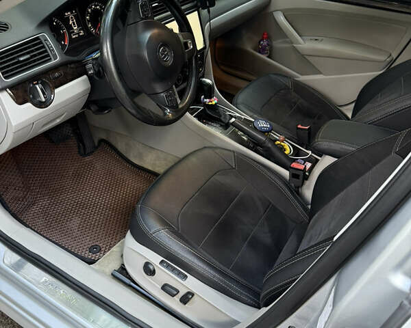 Серый Фольксваген Пассат, объемом двигателя 2 л и пробегом 189 тыс. км за 12800 $, фото 10 на Automoto.ua