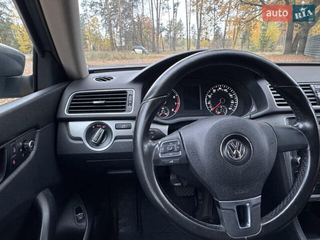 Серый Фольксваген Пассат, объемом двигателя 1.8 л и пробегом 197 тыс. км за 10499 $, фото 34 на Automoto.ua