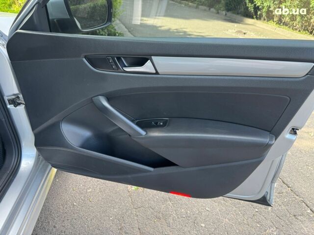 Серый Фольксваген Пассат, объемом двигателя 1.8 л и пробегом 245 тыс. км за 11390 $, фото 19 на Automoto.ua