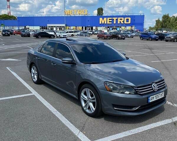 Серый Фольксваген Пассат, объемом двигателя 2 л и пробегом 202 тыс. км за 12000 $, фото 1 на Automoto.ua