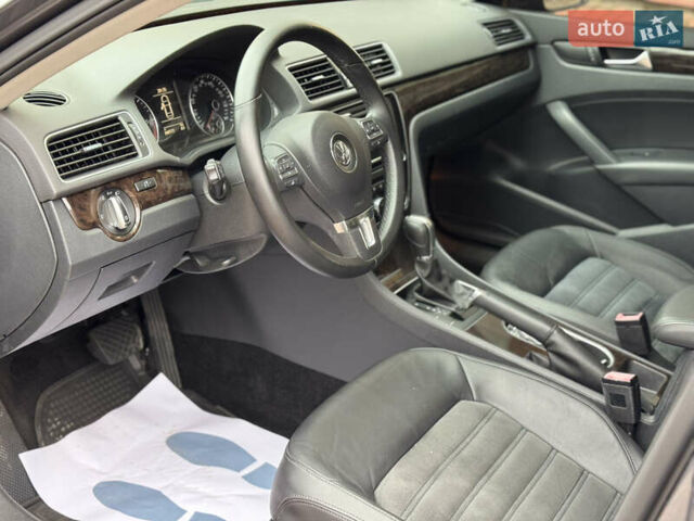 Серый Фольксваген Пассат, объемом двигателя 2 л и пробегом 161 тыс. км за 13800 $, фото 21 на Automoto.ua