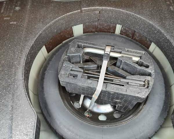 Сірий Фольксваген Пассат, об'ємом двигуна 1.8 л та пробігом 160 тис. км за 8500 $, фото 3 на Automoto.ua