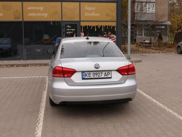 Серый Фольксваген Пассат, объемом двигателя 1.8 л и пробегом 206 тыс. км за 9999 $, фото 3 на Automoto.ua