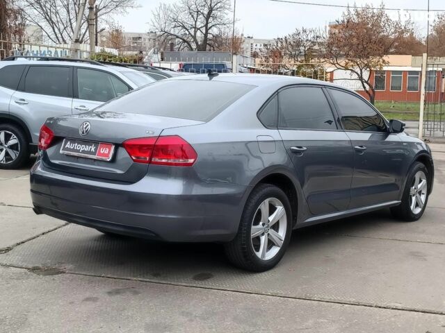 Серый Фольксваген Пассат, объемом двигателя 1.8 л и пробегом 260 тыс. км за 11490 $, фото 7 на Automoto.ua