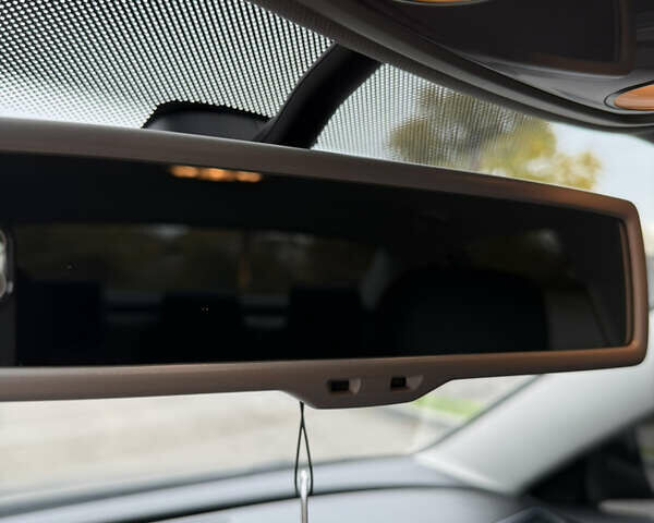 Серый Фольксваген Пассат, объемом двигателя 1.97 л и пробегом 277 тыс. км за 12150 $, фото 22 на Automoto.ua