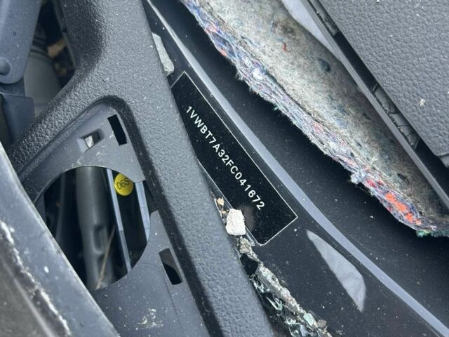 Серый Фольксваген Пассат, объемом двигателя 1.8 л и пробегом 80 тыс. км за 4000 $, фото 1 на Automoto.ua