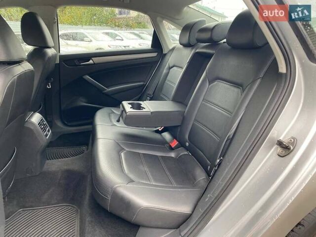 Серый Фольксваген Пассат, объемом двигателя 1.8 л и пробегом 194 тыс. км за 9790 $, фото 9 на Automoto.ua