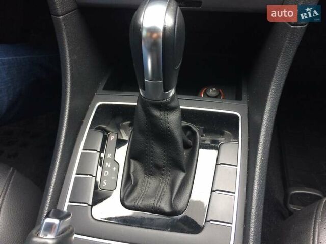 Сірий Фольксваген Пассат, об'ємом двигуна 1.8 л та пробігом 110 тис. км за 12500 $, фото 11 на Automoto.ua