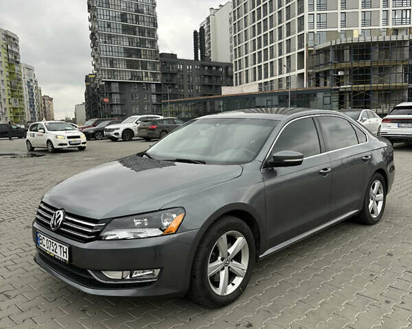 Серый Фольксваген Пассат, объемом двигателя 1.8 л и пробегом 225 тыс. км за 8600 $, фото 1 на Automoto.ua
