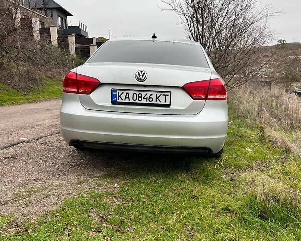 Серый Фольксваген Пассат, объемом двигателя 1.8 л и пробегом 221 тыс. км за 9800 $, фото 3 на Automoto.ua