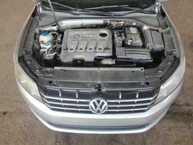 Серый Фольксваген Пассат, объемом двигателя 2 л и пробегом 184 тыс. км за 1500 $, фото 10 на Automoto.ua