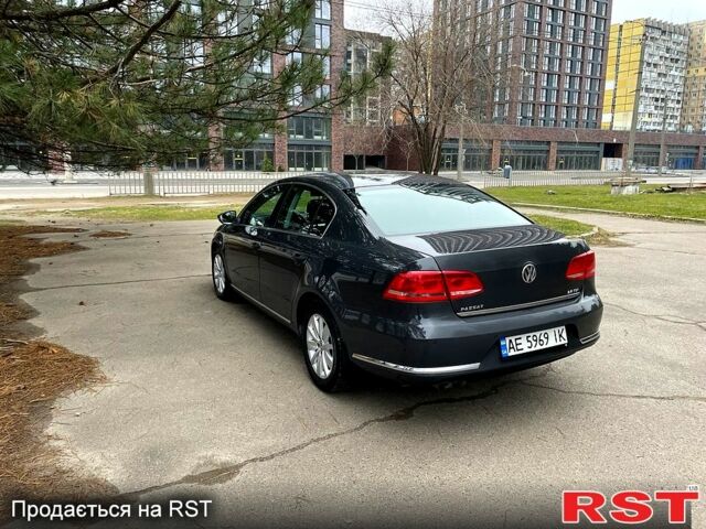 Серый Фольксваген Пассат, объемом двигателя 2 л и пробегом 273 тыс. км за 6700 $, фото 1 на Automoto.ua