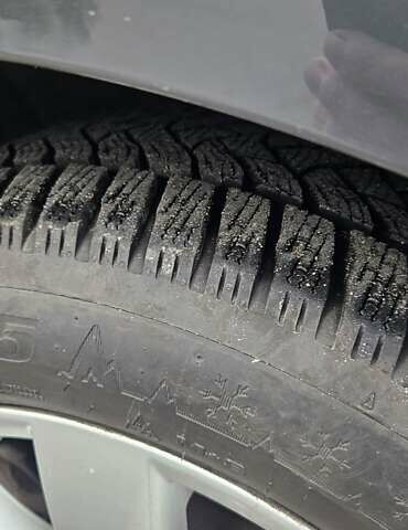 Сірий Фольксваген Пассат, об'ємом двигуна 1.6 л та пробігом 245 тис. км за 10300 $, фото 7 на Automoto.ua