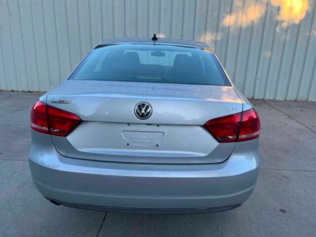 Серый Фольксваген Пассат, объемом двигателя 2.5 л и пробегом 88 тыс. км за 5600 $, фото 6 на Automoto.ua