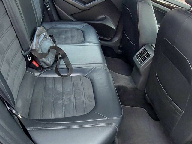 Сірий Фольксваген Пассат, об'ємом двигуна 2 л та пробігом 226 тис. км за 11700 $, фото 12 на Automoto.ua