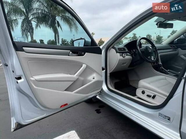 Серый Фольксваген Пассат, объемом двигателя 2 л и пробегом 156 тыс. км за 2000 $, фото 10 на Automoto.ua