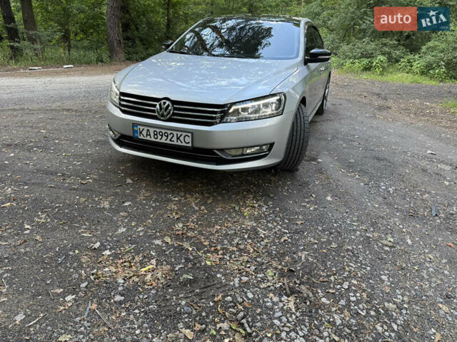 Серый Фольксваген Пассат, объемом двигателя 2 л и пробегом 189 тыс. км за 12800 $, фото 1 на Automoto.ua