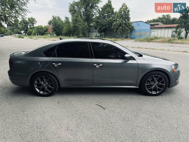 Сірий Фольксваген Пассат, об'ємом двигуна 1.97 л та пробігом 140 тис. км за 14500 $, фото 4 на Automoto.ua