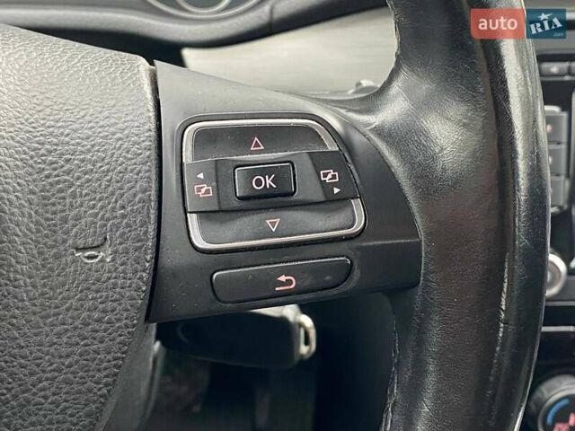 Серый Фольксваген Пассат, объемом двигателя 1.8 л и пробегом 194 тыс. км за 9790 $, фото 25 на Automoto.ua