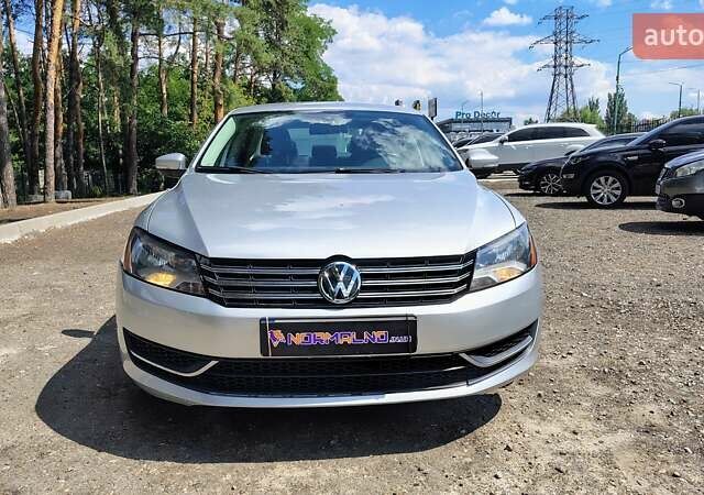 Серый Фольксваген Пассат, объемом двигателя 1.8 л и пробегом 210 тыс. км за 8200 $, фото 8 на Automoto.ua