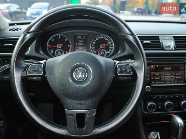 Сірий Фольксваген Пассат, об'ємом двигуна 1.97 л та пробігом 235 тис. км за 12999 $, фото 32 на Automoto.ua