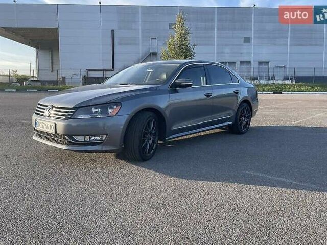 Серый Фольксваген Пассат, объемом двигателя 1.97 л и пробегом 235 тыс. км за 10999 $, фото 2 на Automoto.ua