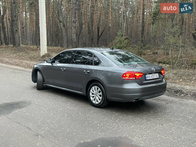 Серый Фольксваген Пассат, объемом двигателя 1.8 л и пробегом 180 тыс. км за 9999 $, фото 1 на Automoto.ua