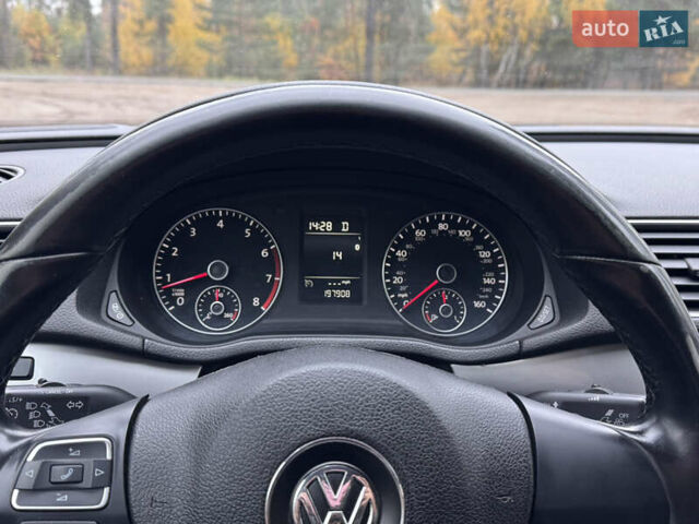 Серый Фольксваген Пассат, объемом двигателя 1.8 л и пробегом 197 тыс. км за 10499 $, фото 39 на Automoto.ua