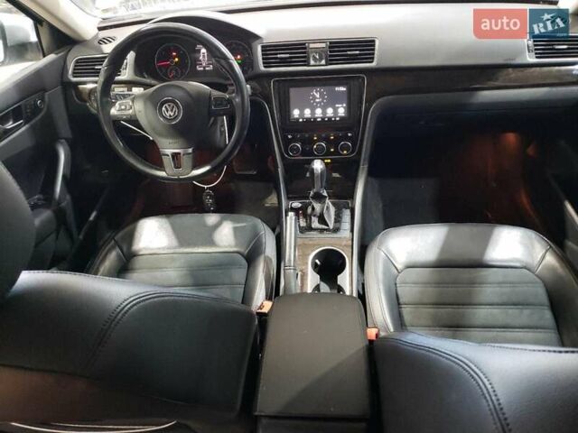 Сірий Фольксваген Пассат, об'ємом двигуна 2 л та пробігом 117 тис. км за 1400 $, фото 7 на Automoto.ua