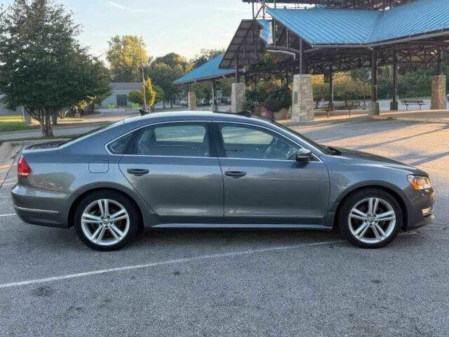 Серый Фольксваген Пассат, объемом двигателя 2 л и пробегом 146 тыс. км за 5000 $, фото 3 на Automoto.ua