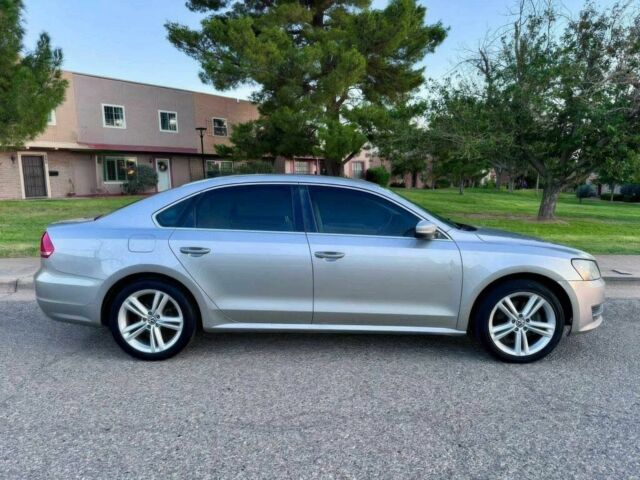 Серый Фольксваген Пассат, объемом двигателя 2.5 л и пробегом 86 тыс. км за 4100 $, фото 5 на Automoto.ua