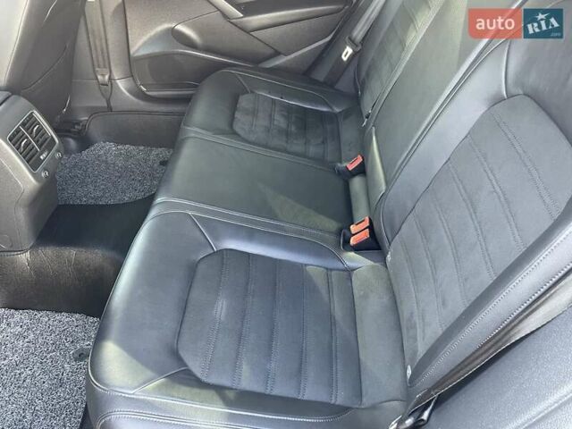 Сірий Фольксваген Пассат, об'ємом двигуна 1.97 л та пробігом 235 тис. км за 13700 $, фото 26 на Automoto.ua