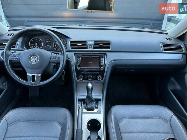 Серый Фольксваген Пассат, объемом двигателя 2 л и пробегом 97 тыс. км за 13000 $, фото 13 на Automoto.ua