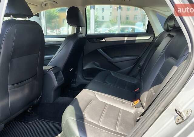 Серый Фольксваген Пассат, объемом двигателя 1.8 л и пробегом 210 тыс. км за 8200 $, фото 10 на Automoto.ua