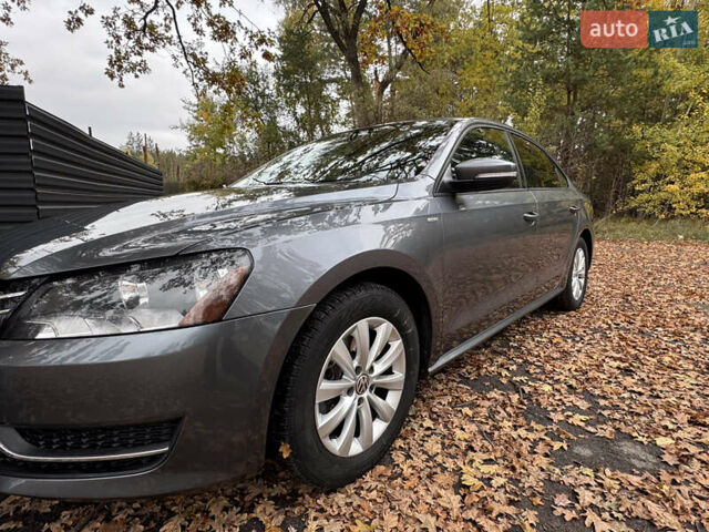 Серый Фольксваген Пассат, объемом двигателя 1.8 л и пробегом 197 тыс. км за 10499 $, фото 3 на Automoto.ua