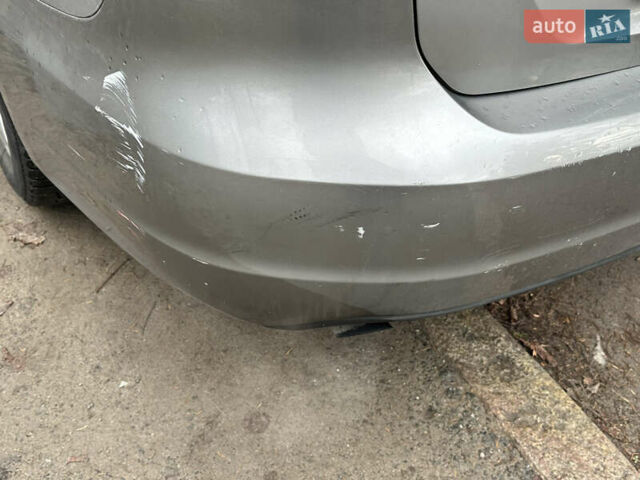 Серый Фольксваген Пассат, объемом двигателя 1.8 л и пробегом 213 тыс. км за 7000 $, фото 7 на Automoto.ua