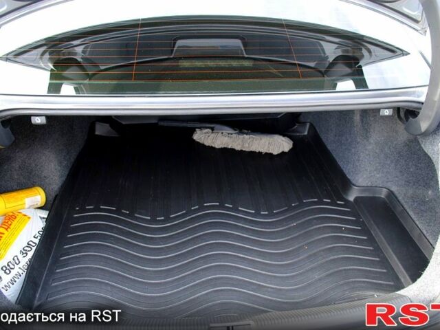 Серый Фольксваген Пассат, объемом двигателя 2 л и пробегом 235 тыс. км за 13700 $, фото 12 на Automoto.ua