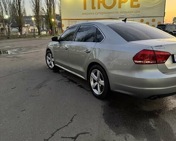 Серый Фольксваген Пассат, объемом двигателя 1.8 л и пробегом 169 тыс. км за 11000 $, фото 3 на Automoto.ua