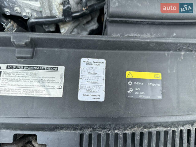 Серый Фольксваген Пассат, объемом двигателя 1.97 л и пробегом 220 тыс. км за 11500 $, фото 14 на Automoto.ua