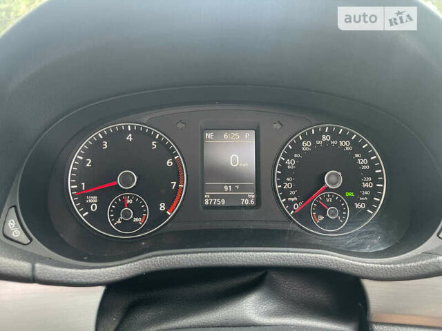 Серый Фольксваген Пассат, объемом двигателя 1.8 л и пробегом 141 тыс. км за 2300 $, фото 17 на Automoto.ua