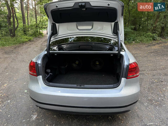 Серый Фольксваген Пассат, объемом двигателя 2 л и пробегом 189 тыс. км за 12800 $, фото 7 на Automoto.ua