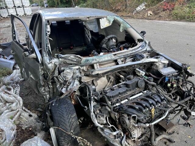 Серый Фольксваген Пассат, объемом двигателя 2.5 л и пробегом 170 тыс. км за 3000 $, фото 3 на Automoto.ua