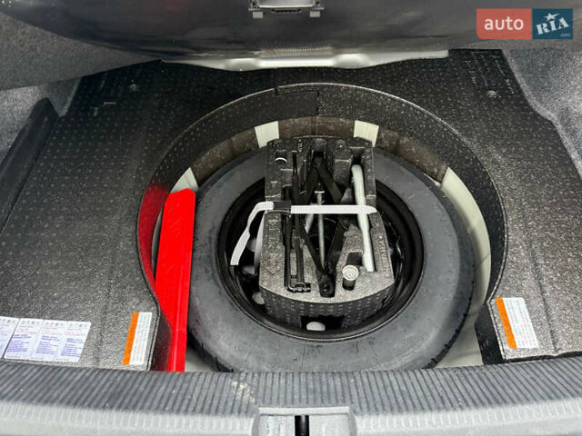 Серый Фольксваген Пассат, объемом двигателя 2 л и пробегом 110 тыс. км за 13200 $, фото 40 на Automoto.ua