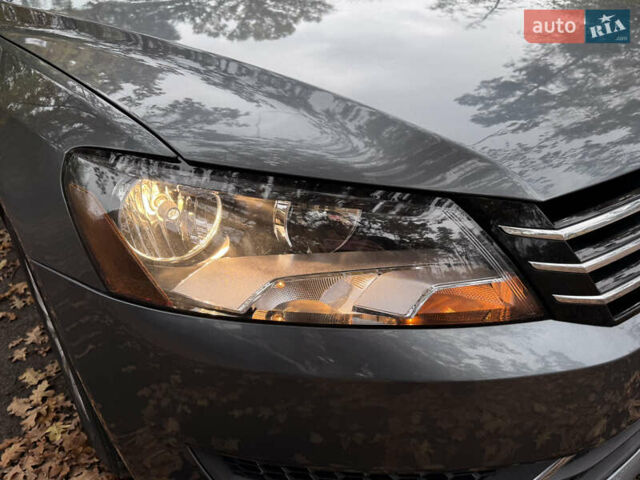 Серый Фольксваген Пассат, объемом двигателя 1.8 л и пробегом 197 тыс. км за 10499 $, фото 16 на Automoto.ua