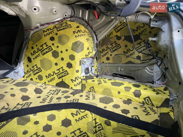 Сірий Фольксваген Пассат, об'ємом двигуна 1.8 л та пробігом 147 тис. км за 14500 $, фото 57 на Automoto.ua